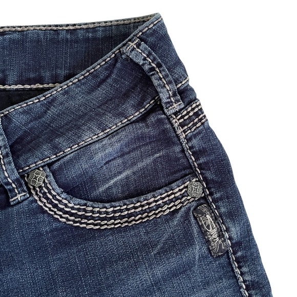 Silver Suki Mid Capri Cropped Jeans - Picture 12 of 17